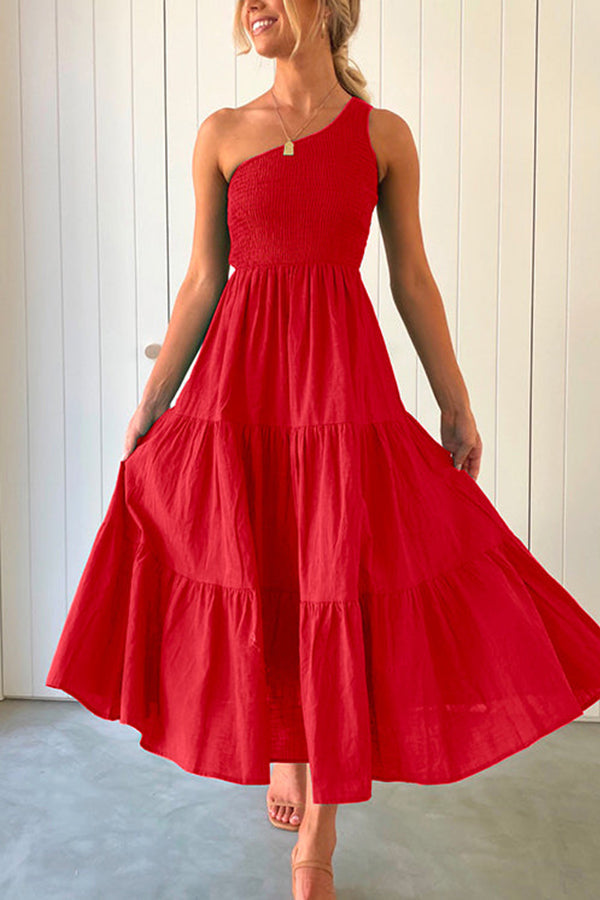 LM | Off-the-shoulder, sleeveless, ruffled maxi dress with ruffles