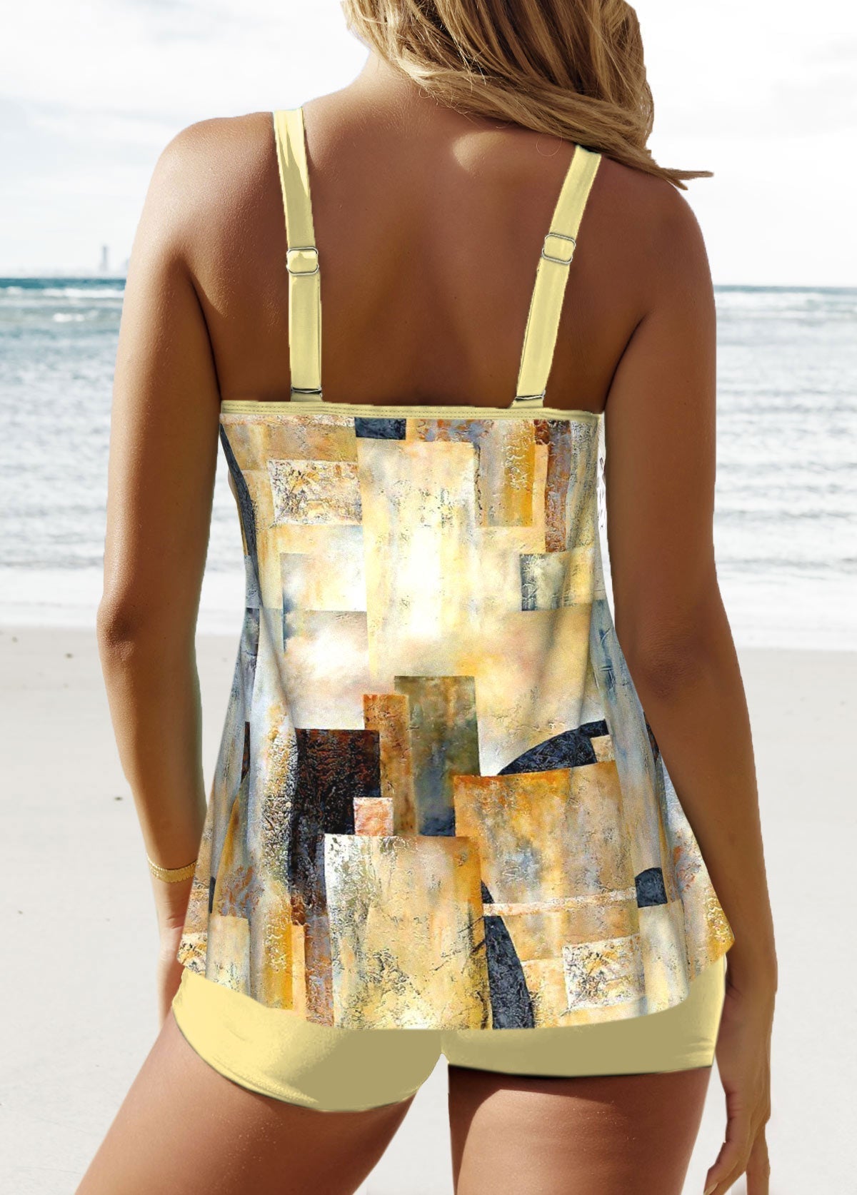 LM | Stylish tankini with geometric print