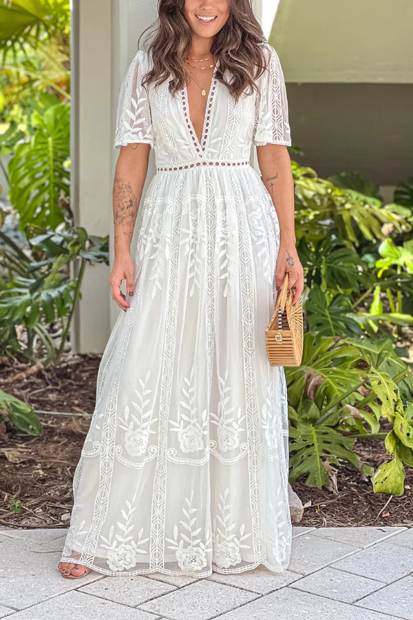 LM | WHITE MAXI DRESS WITH LACE EYELETS