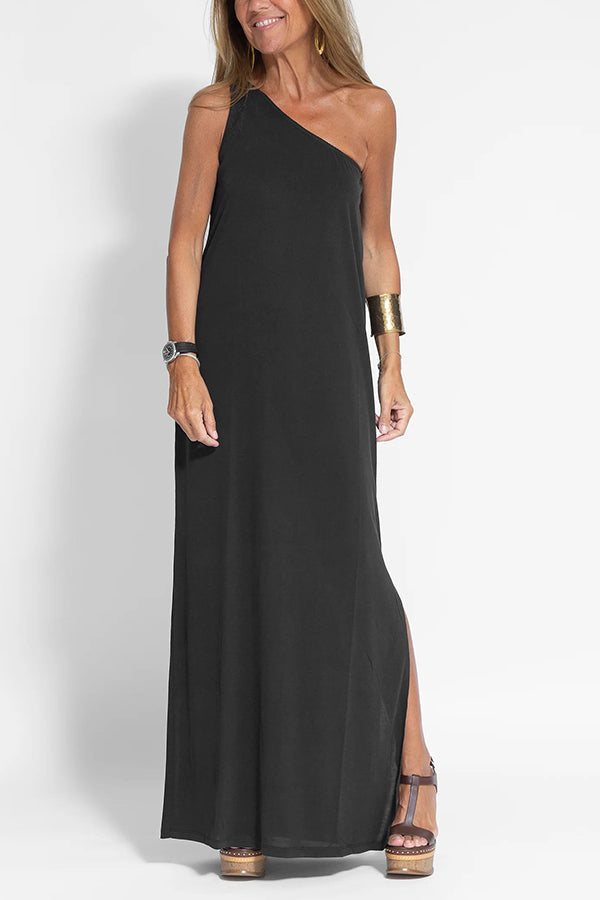 LM | Flawless and free one-shoulder maxi dress with relaxed slit