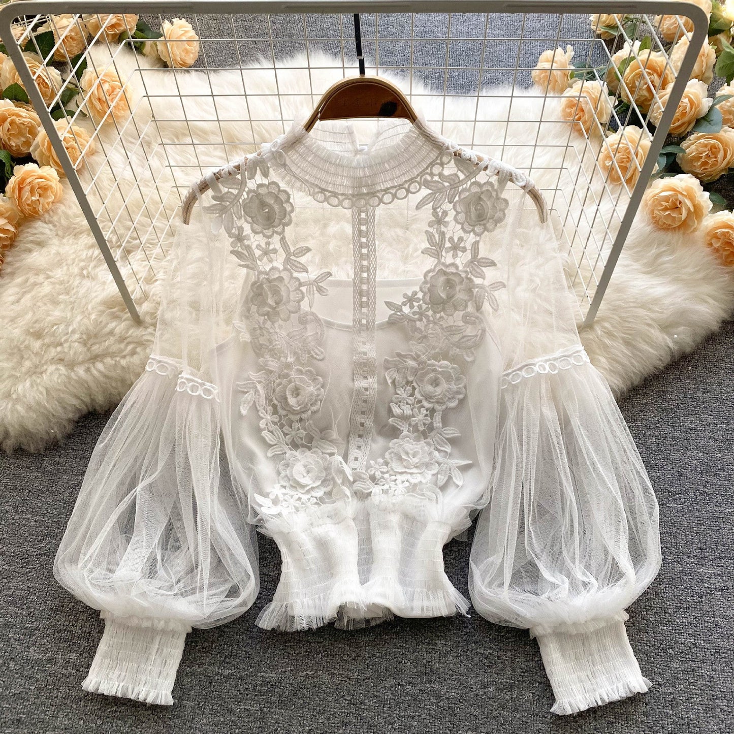 LM | perspective mesh gauze lantern sleeves slim short top female lace leggings undershirt