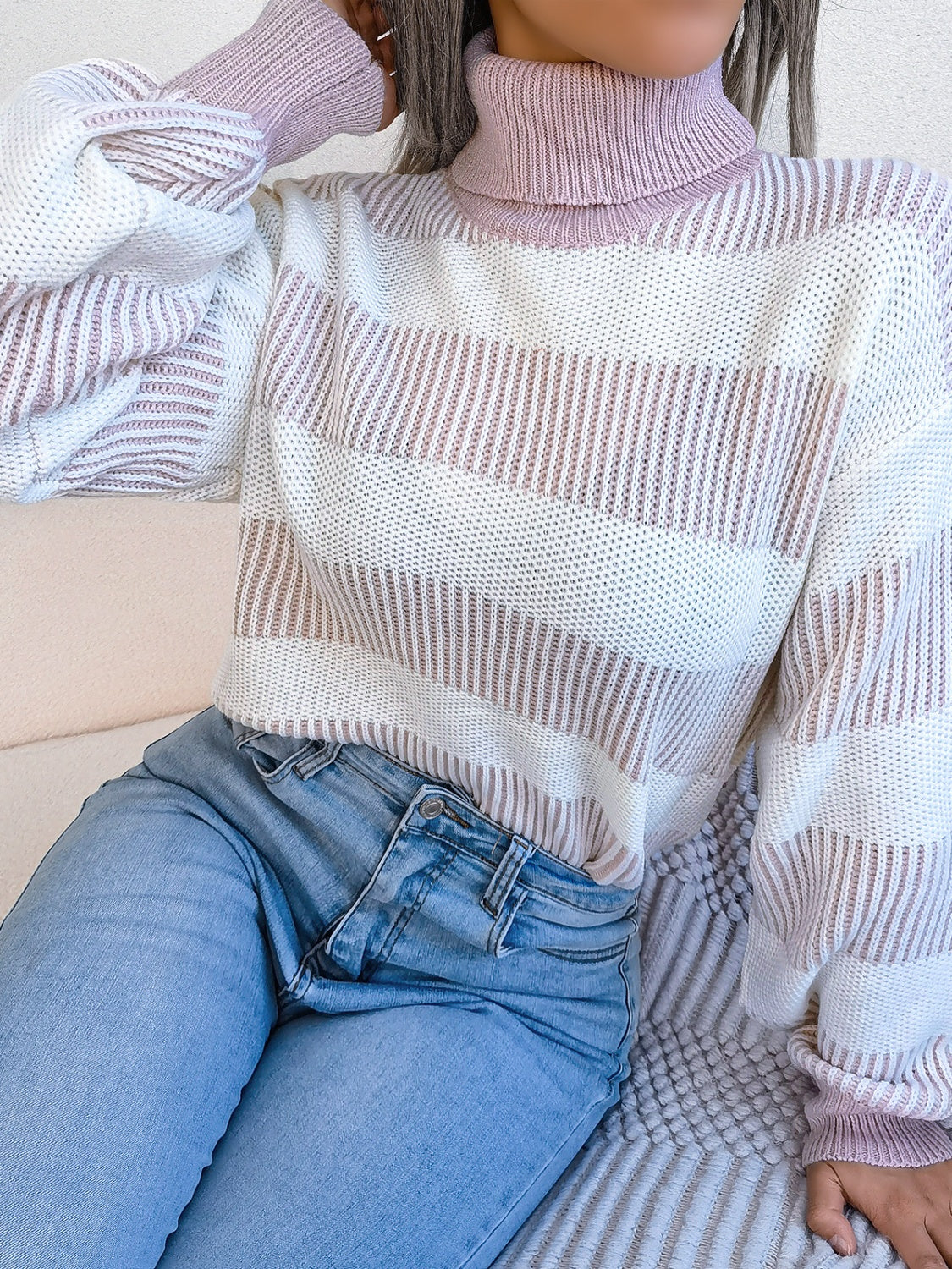 LM | Fashionable and minimalist sweater