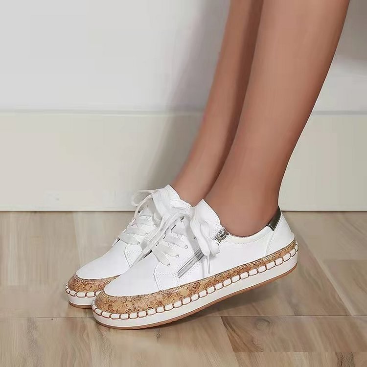 LM | Simple sneakers with flowers
