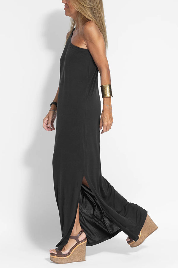 LM | Flawless and free one-shoulder maxi dress with relaxed slit