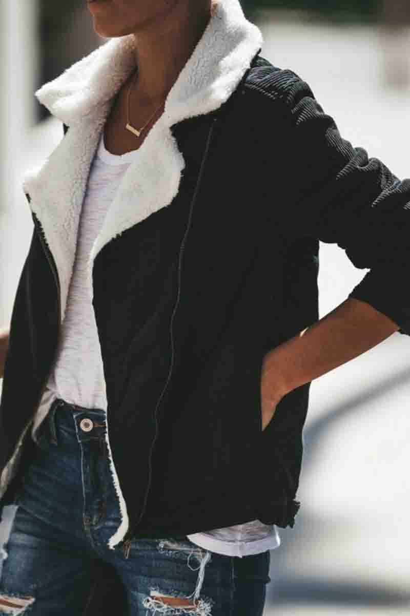 LM | Uncomplicated and chic coat