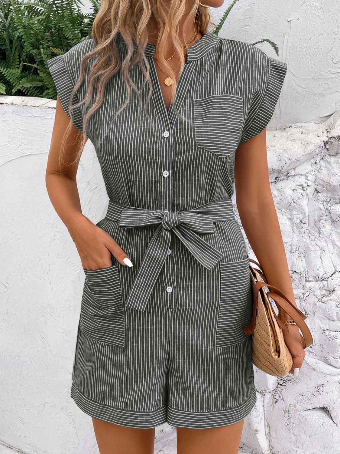 LM | Striped, notched romper with tie
