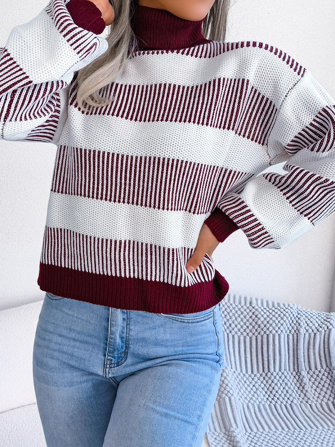LM | Fashionable and minimalist sweater