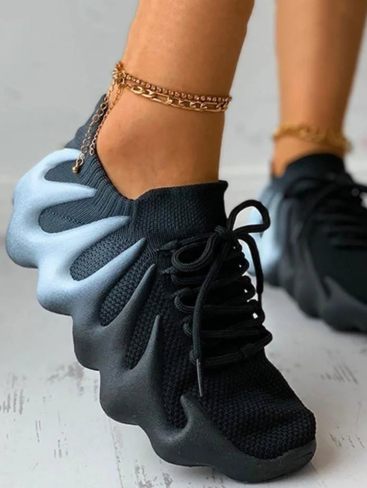 LM | Stylish and airy sneakers