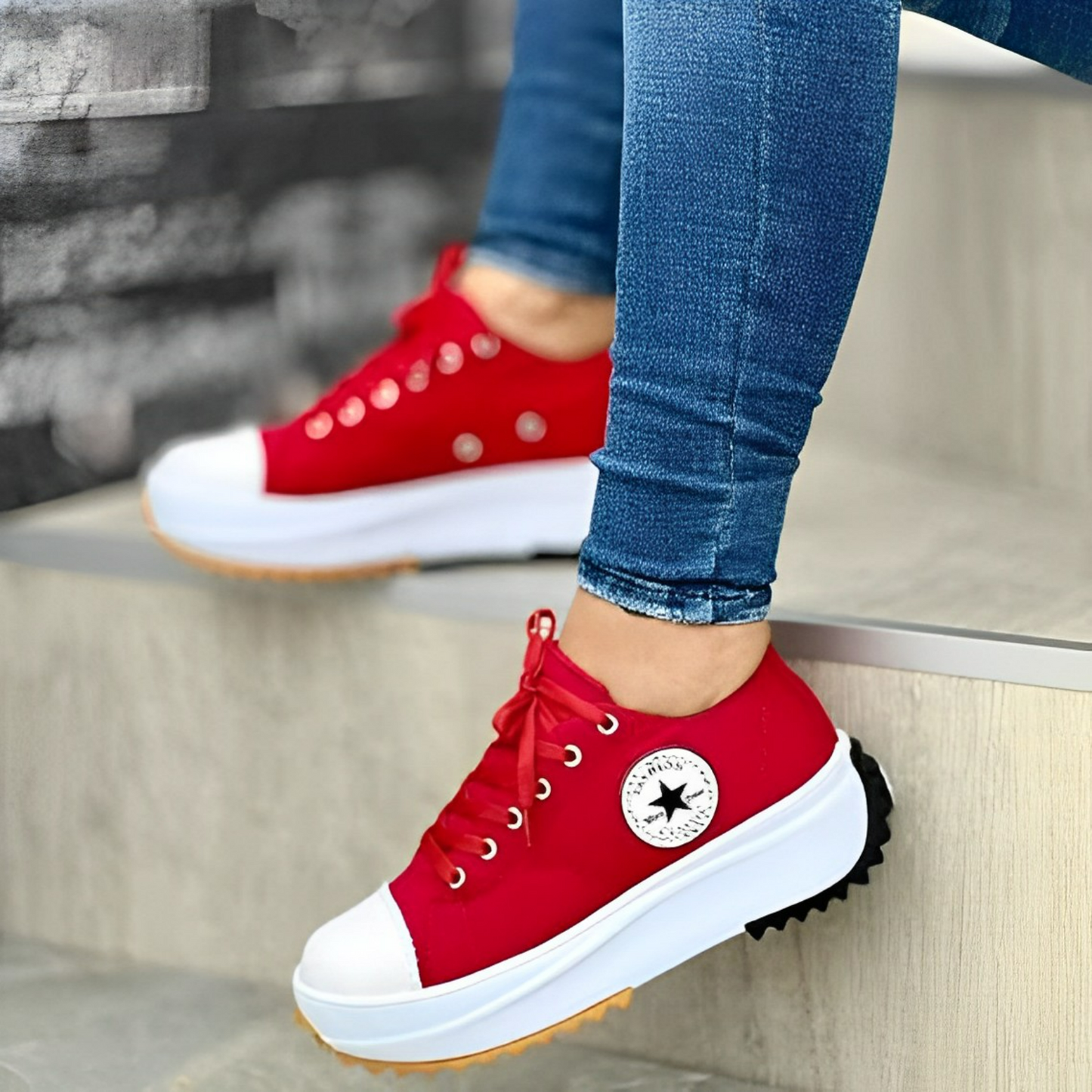 LM | Slim and cool sneakers