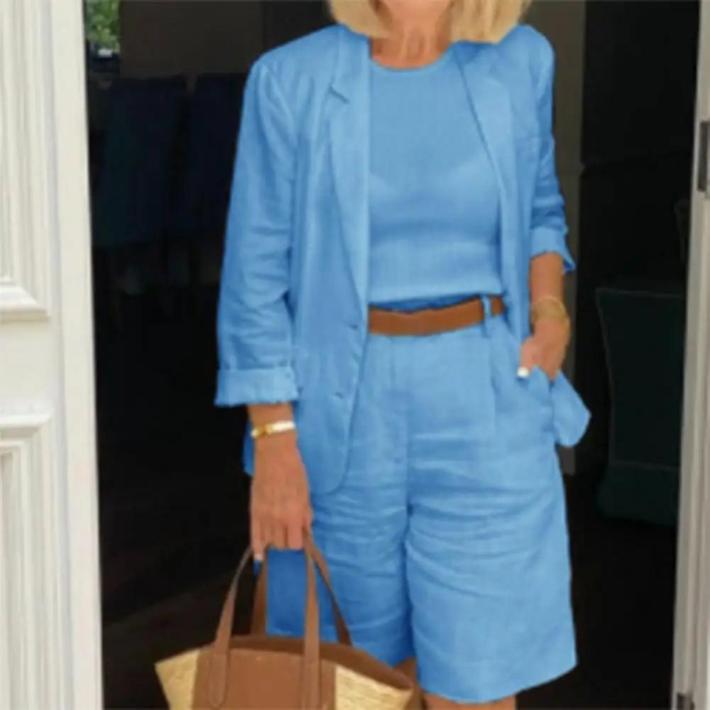 TS | Luxurious blazer and shorts ensemble for women