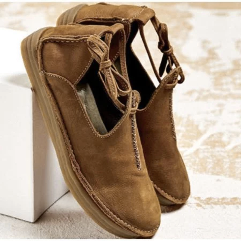 TS | Casual vintage loafers with laces