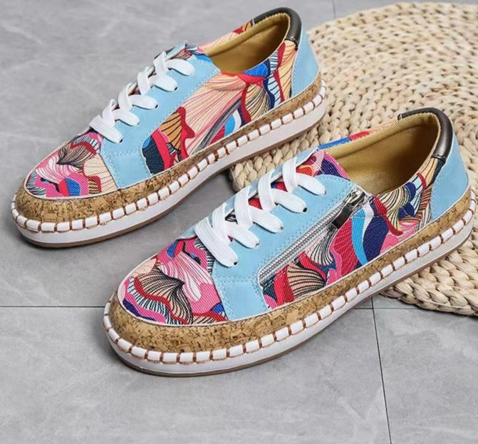 LM | Simple sneakers with flowers