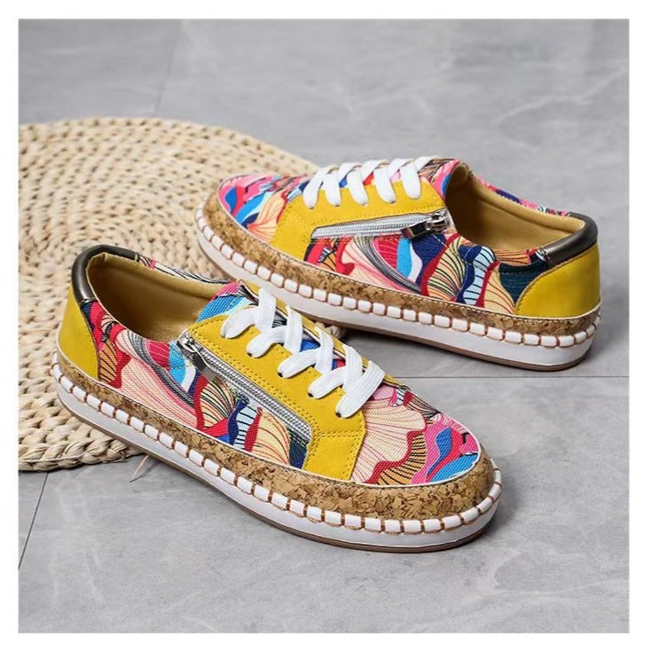 LM | Simple sneakers with flowers