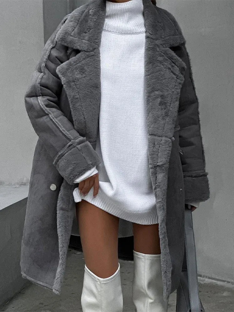 LM | Modern and comfortable coat