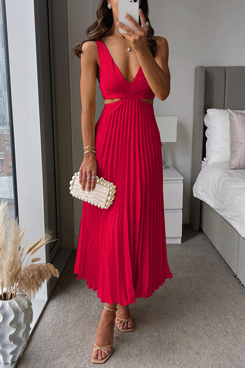 LM | V-neck pleated maxi dress