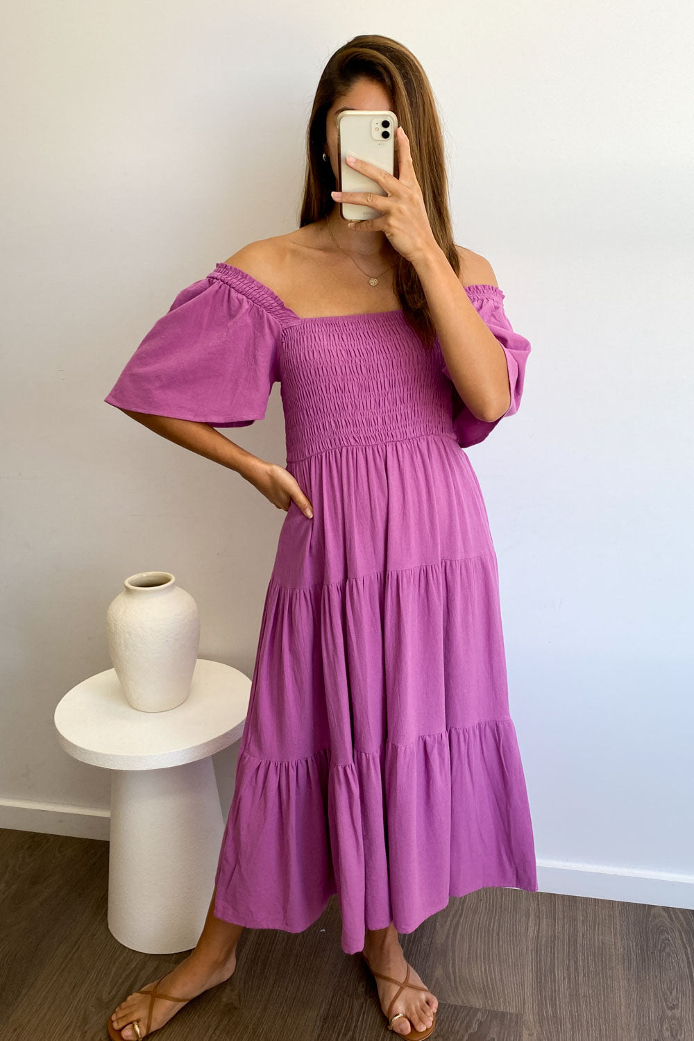 LM | Feminine off-shoulder midi dress