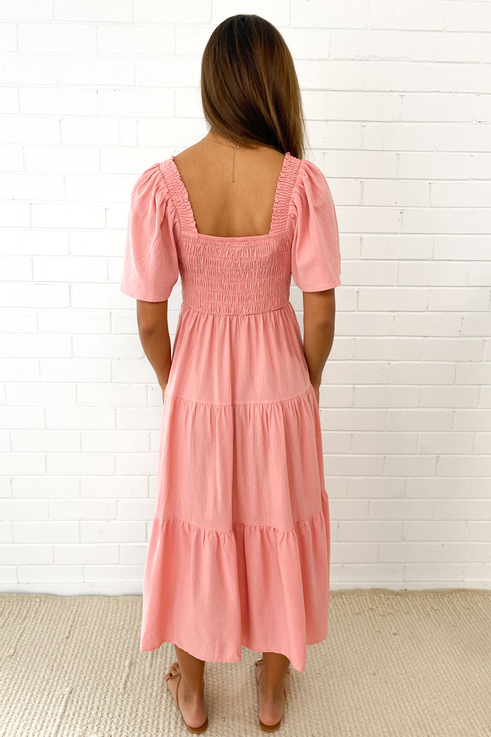 LM | Feminine off-shoulder midi dress