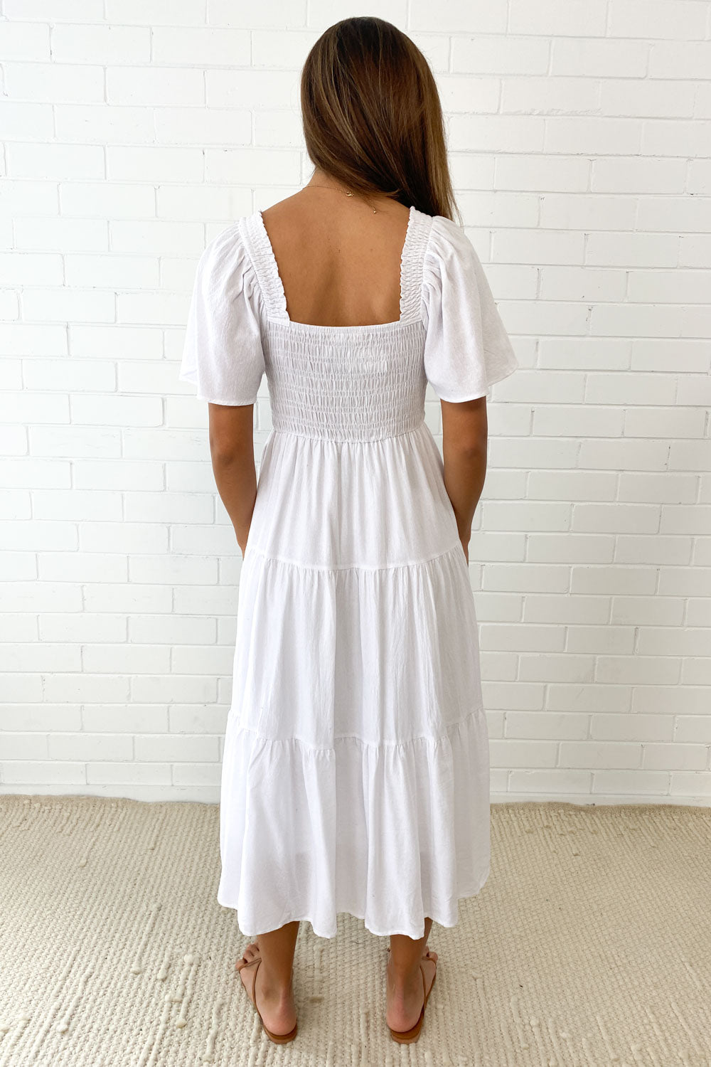 LM | Feminine off-shoulder midi dress