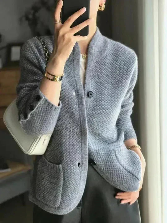 LM | Uncomplicated and chic coat