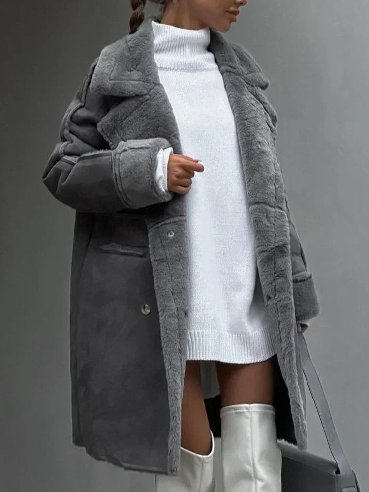 LM | Fashionable and effortless coat
