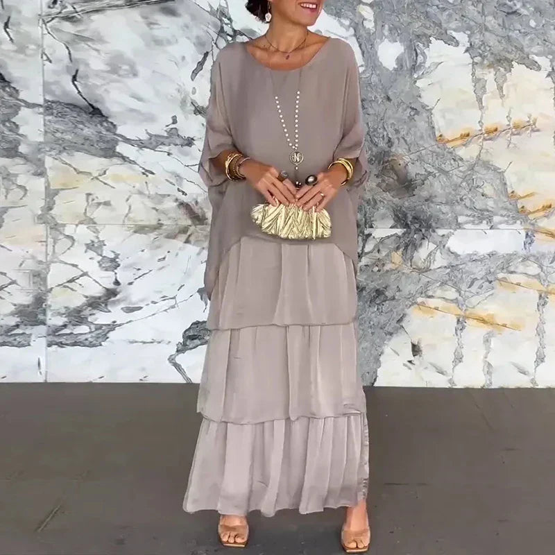 LM | Flowing maxi dress in a layered look