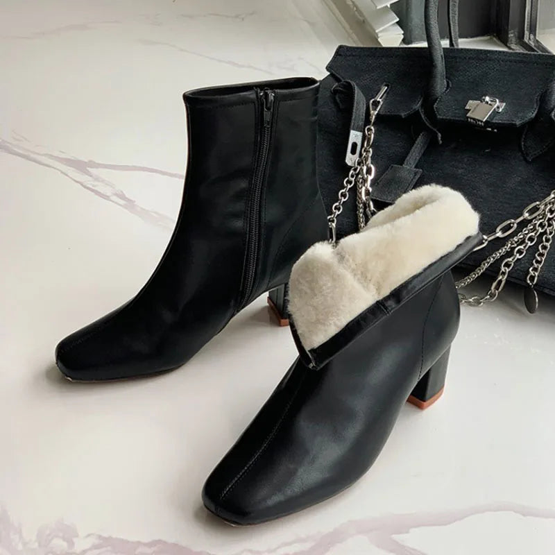 Comfortable and Fashionable Orthopedic Heels