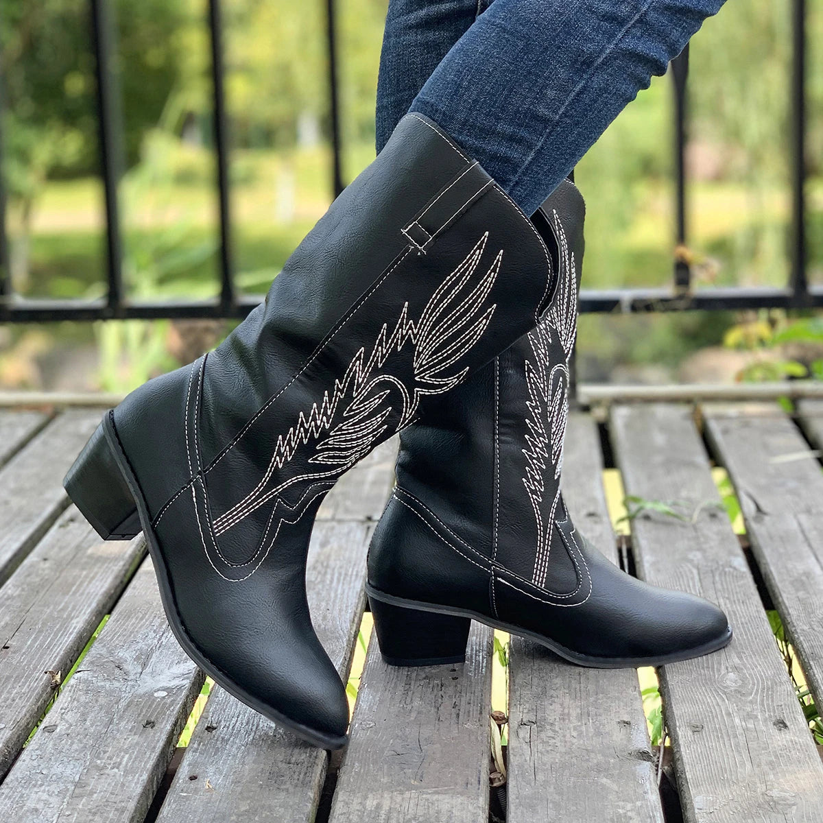 Tailored and Comfortable Orthopedic Heels