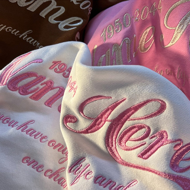 LM | Effortless and stylish winter hoodie