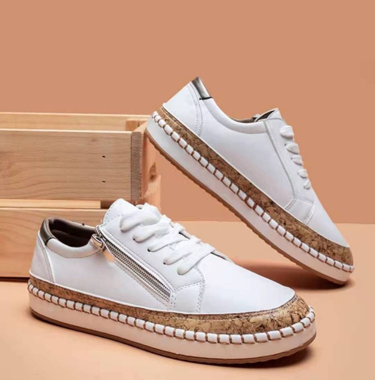 LM | Simple sneakers with flowers