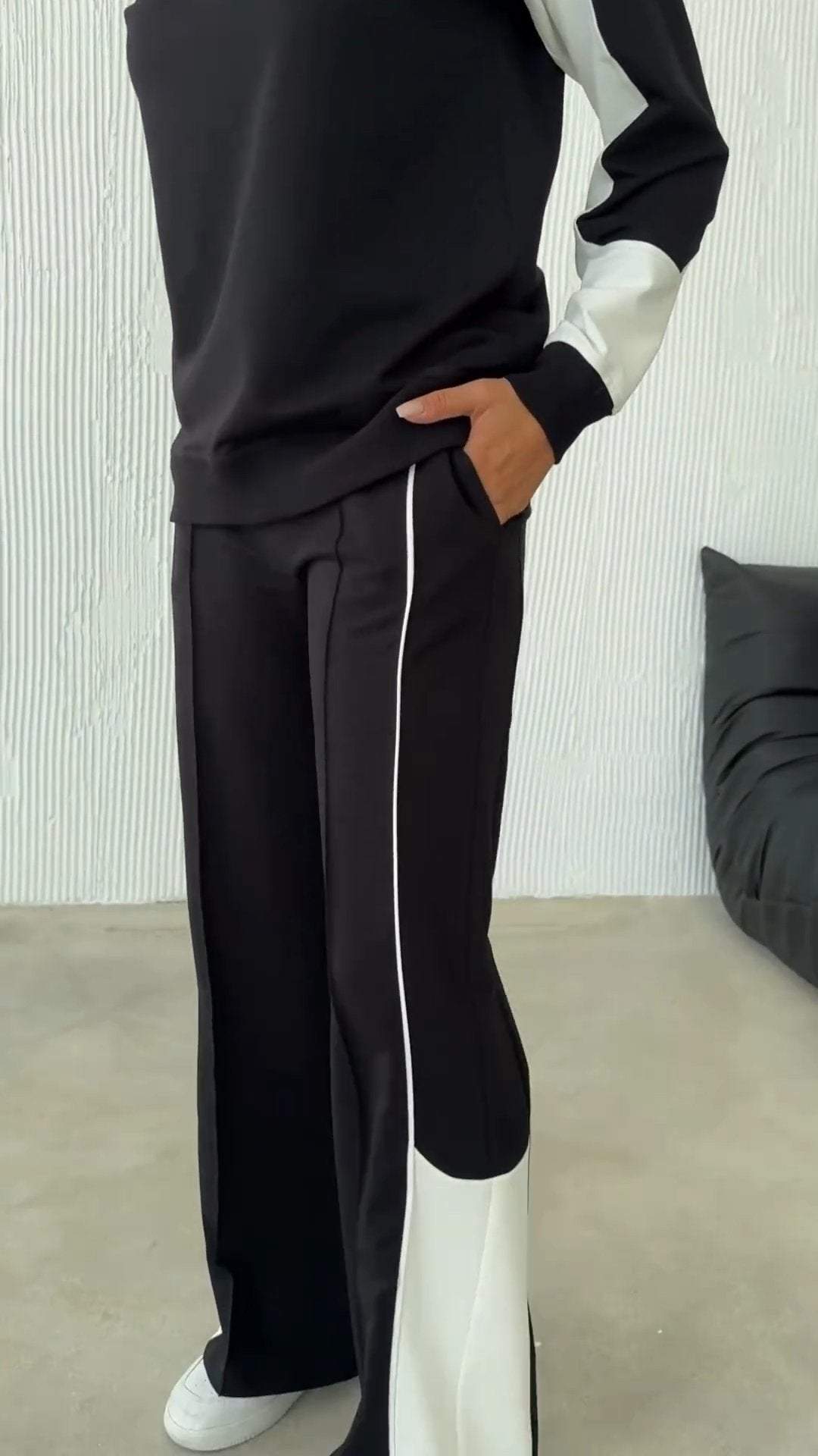 LM | Fashionable and minimalist winter garment