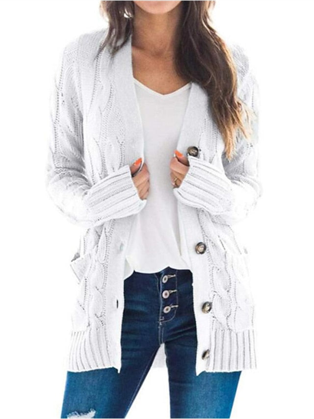 LM | Relaxed and timeless winter cardigan