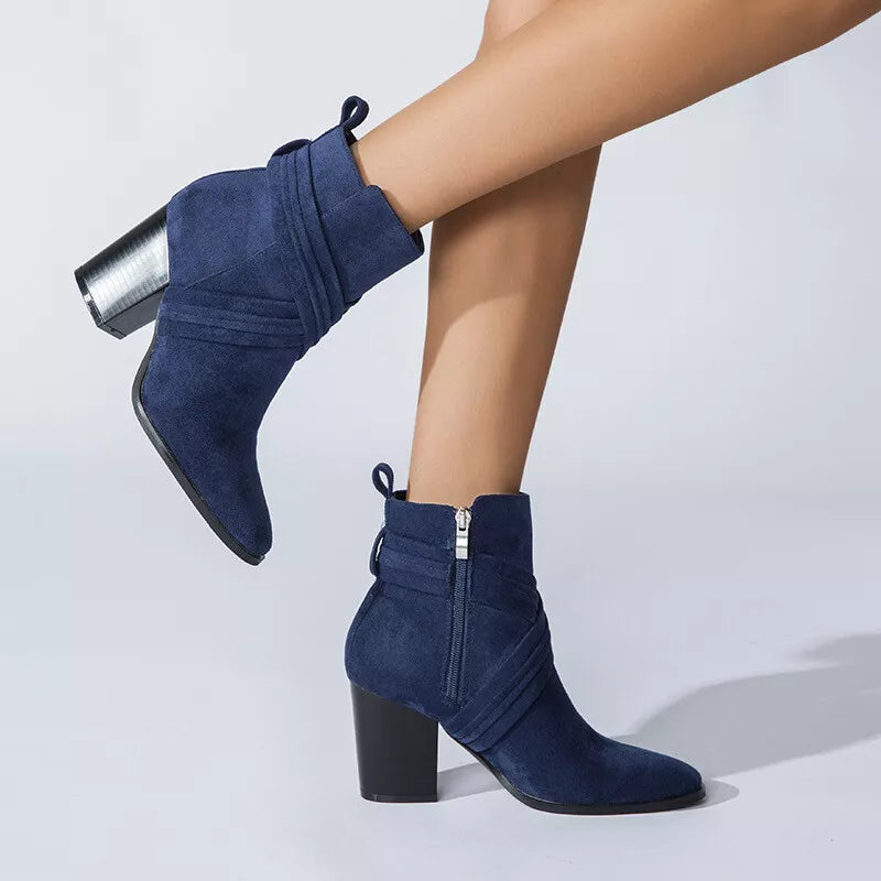 LM | WITH SIDE ZIPPER AND CHUNKY HEELS