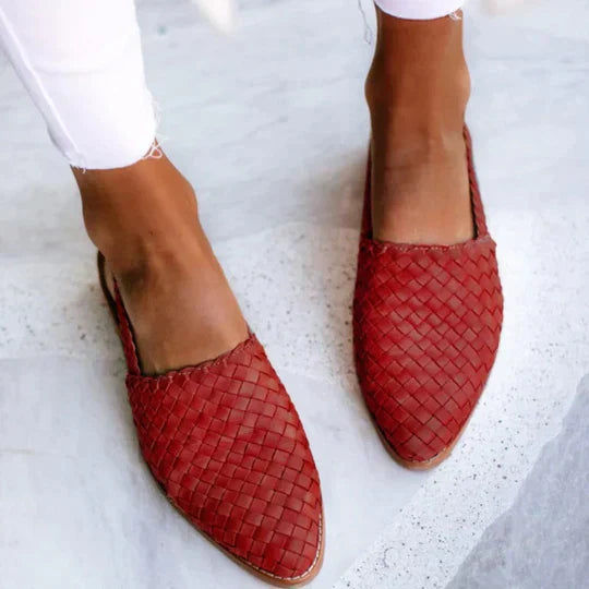 LM | handmade flat sandals