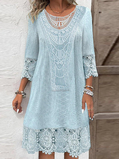 LM | Timeless lace midi dress