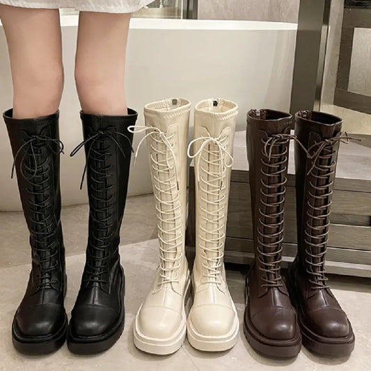 LM | Airy and effortless boots
