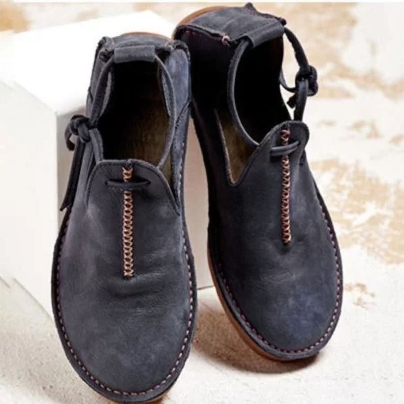 TS | Casual vintage loafers with laces