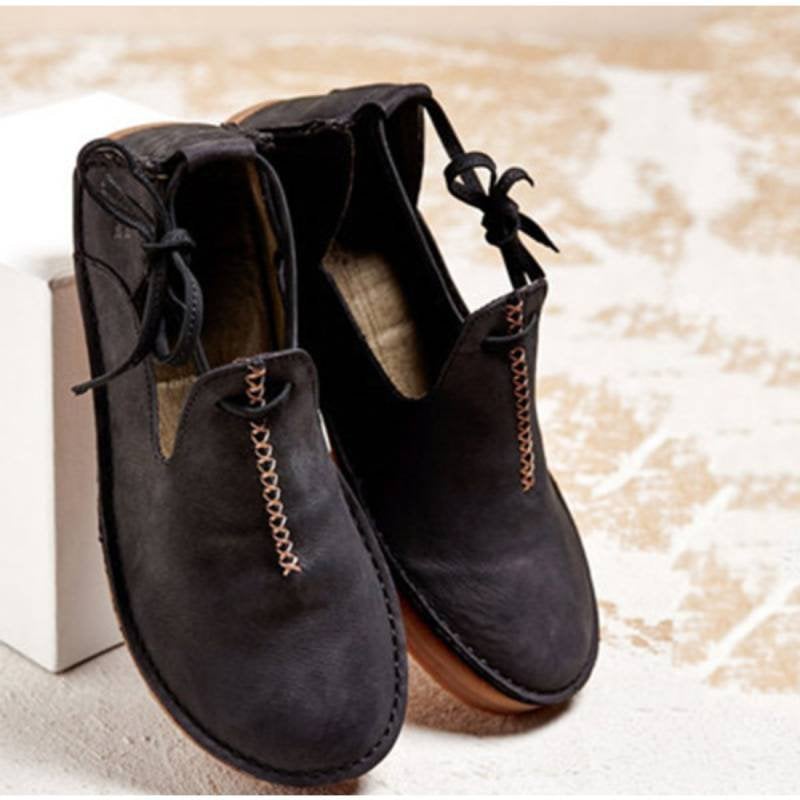 TS | Casual vintage loafers with laces