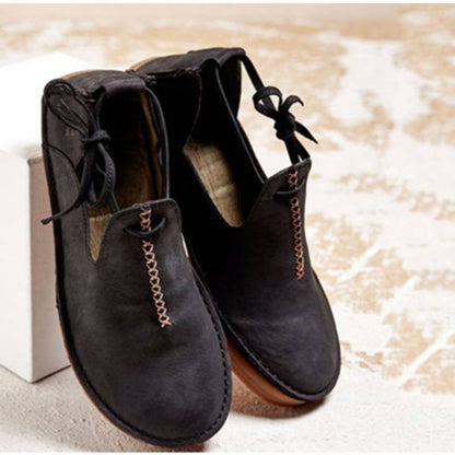 TS | Casual vintage loafers with laces