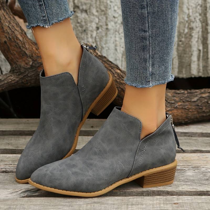 LM | Glamorous and fresh boots