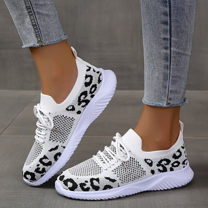 LM | Soft and cool sneakers