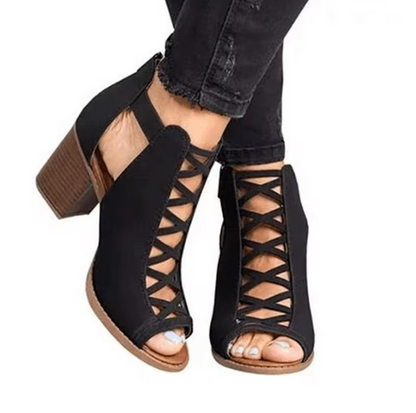 LM | Elegant sandals with laces