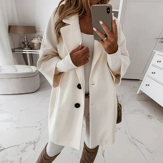 LM | Relaxed and timeless winter coat
