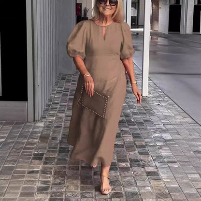 LM | Timelessly chic maxi dress