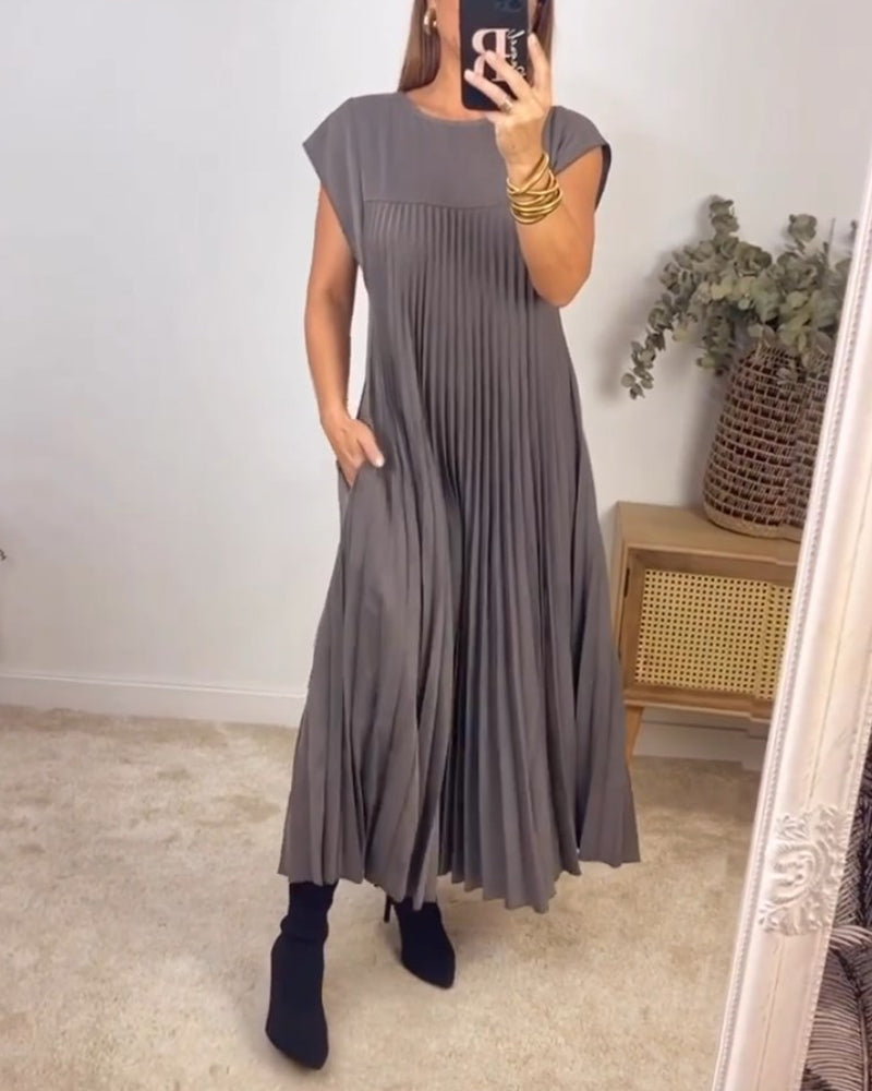 LM | Elegant pleated maxi dress