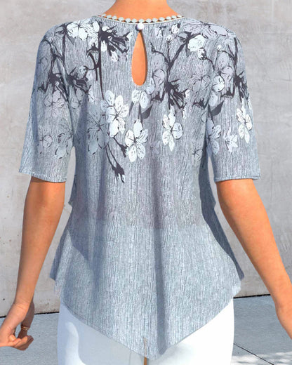 LM | Blouse with floral round neckline and short sleeves