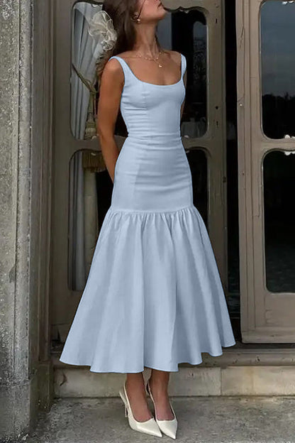 LM | Sleeveless midi dress with round neckline and ruffles