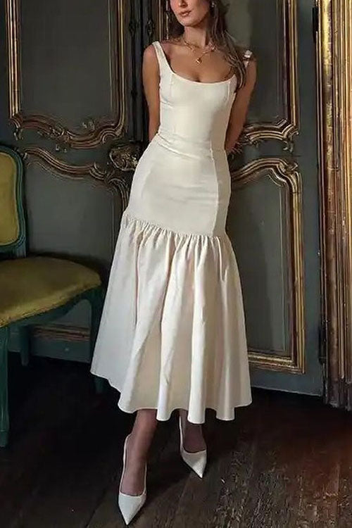 LM | Sleeveless midi dress with round neckline and ruffles
