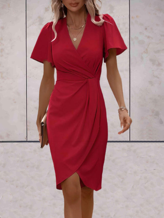 LM | Tight dress with flowing sleeves