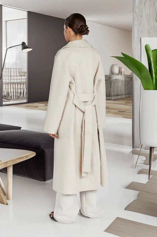 LM | Tailored and elegant general coat
