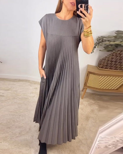 LM | Elegant pleated maxi dress